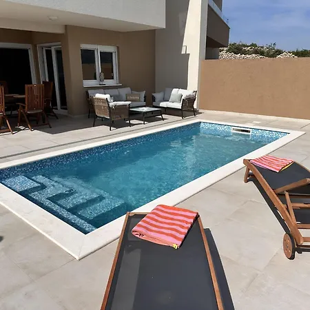 Seaside Apartman *